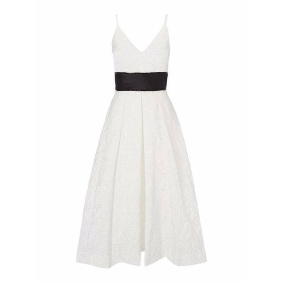 Carmen Marc Valvo V-Neck Flare Jacquard Midi Dress - Picture 3 of 4